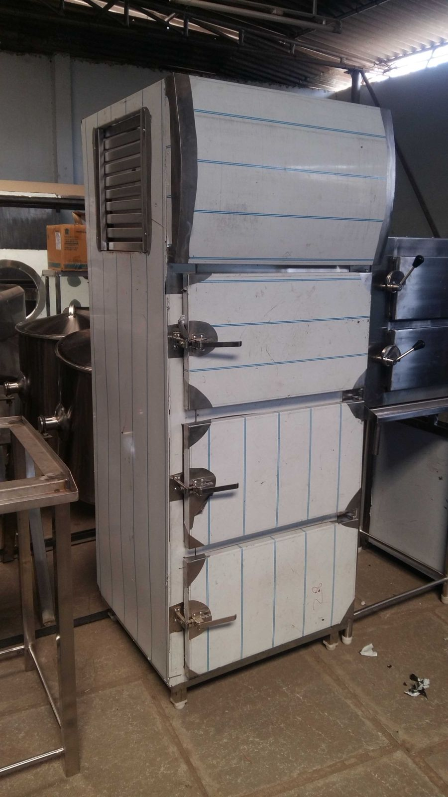 Vertical Freezer — three-door commercial upright cold storage freezer